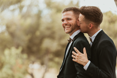 Photographe mariage gay à Beaucaire