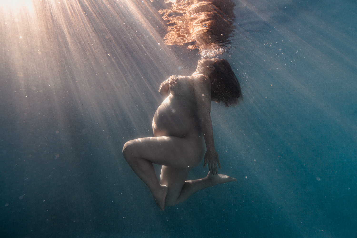 Photographe grossesse underwater Saranda Albanie