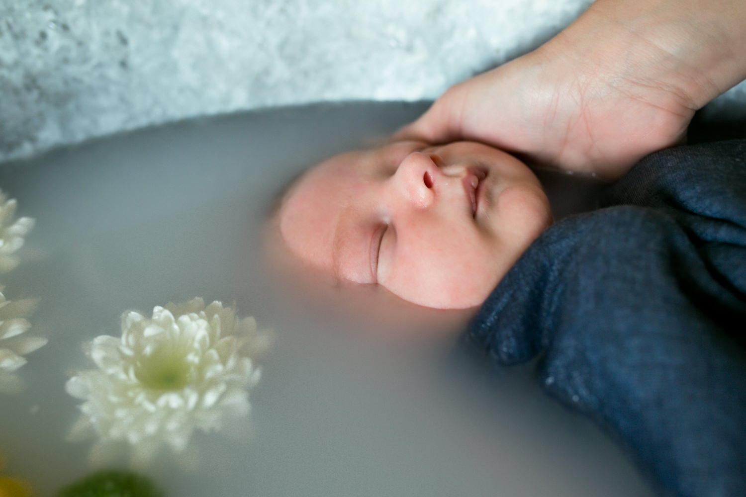 Photographe thalasso bain de lait bébé Montpellier